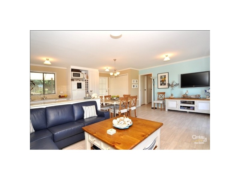 9 Wurlie Road, Aldinga Beach SA 5173