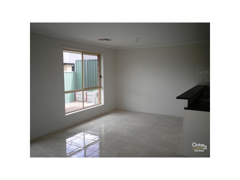 16 Sapphire Way, Aldinga Beach SA 5173