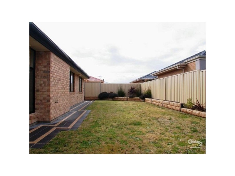 18 Basin street, Aldinga Beach SA 5173