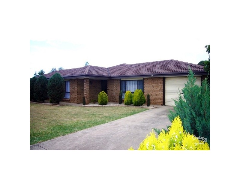 8 De Caux Avenue, Port Willunga SA 5173