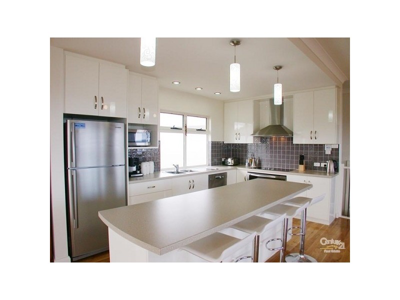 32 Milford Avenue, Sellicks Beach SA 5174