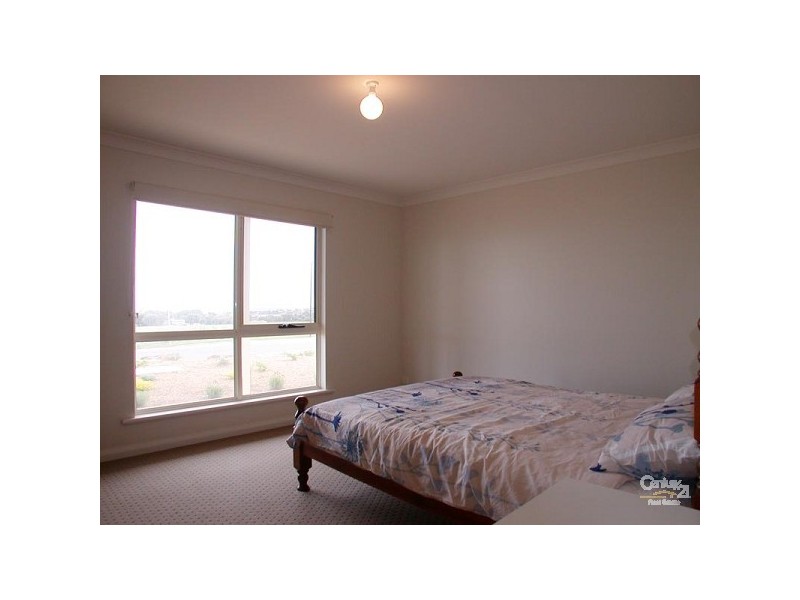 32 Milford Avenue, Sellicks Beach SA 5174
