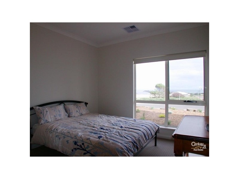 32 Milford Avenue, Sellicks Beach SA 5174