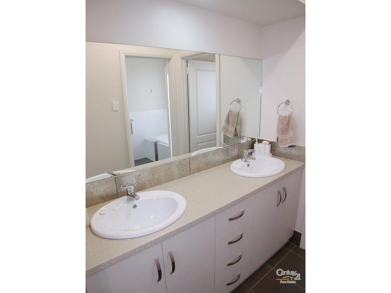 32 Milford Avenue, Sellicks Beach SA 5174