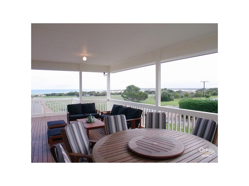 32 Milford Avenue, Sellicks Beach SA 5174