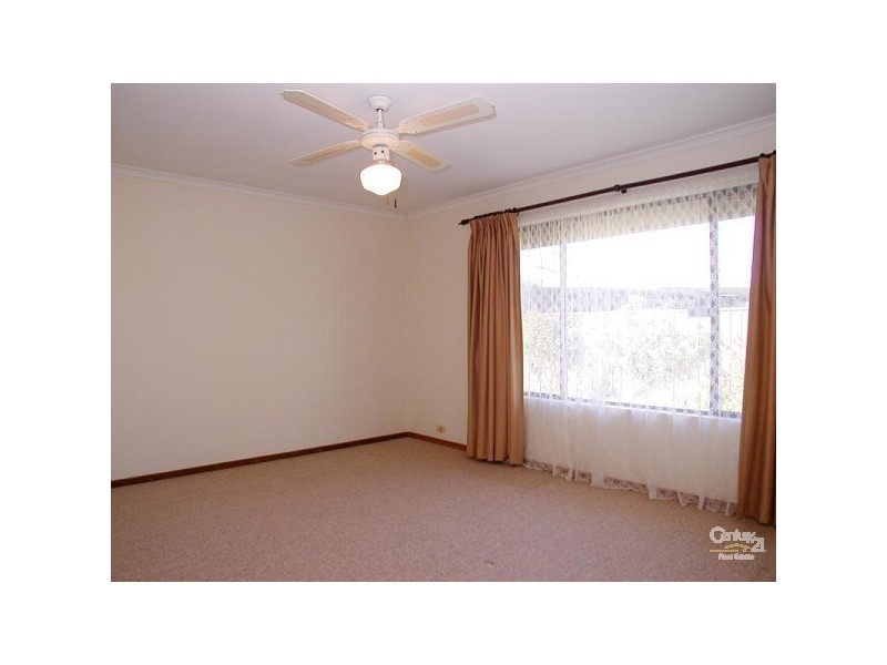 1/1 DeCaux Avenue, Port Willunga SA 5173