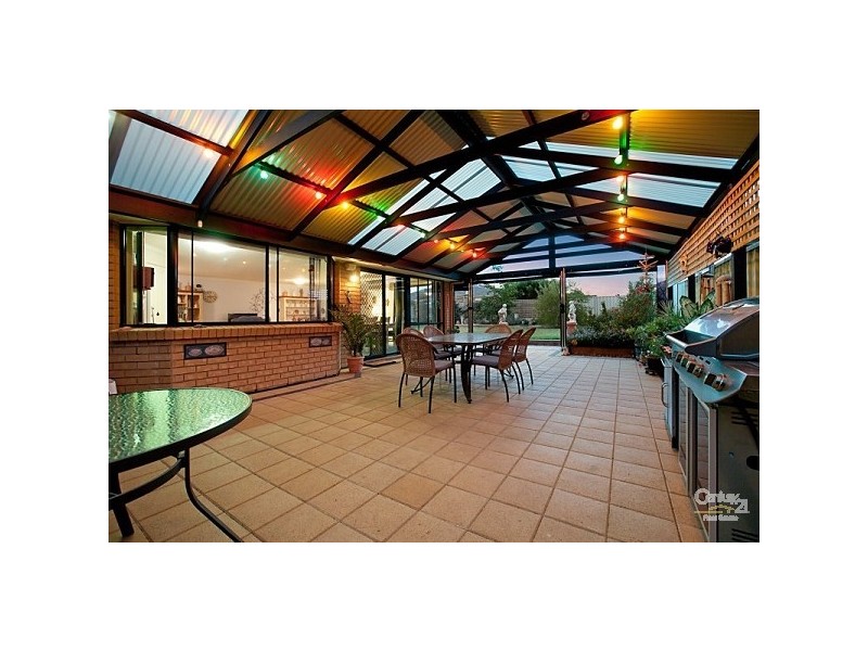 73 Pridham Boulevard, Aldinga Beach SA 5173