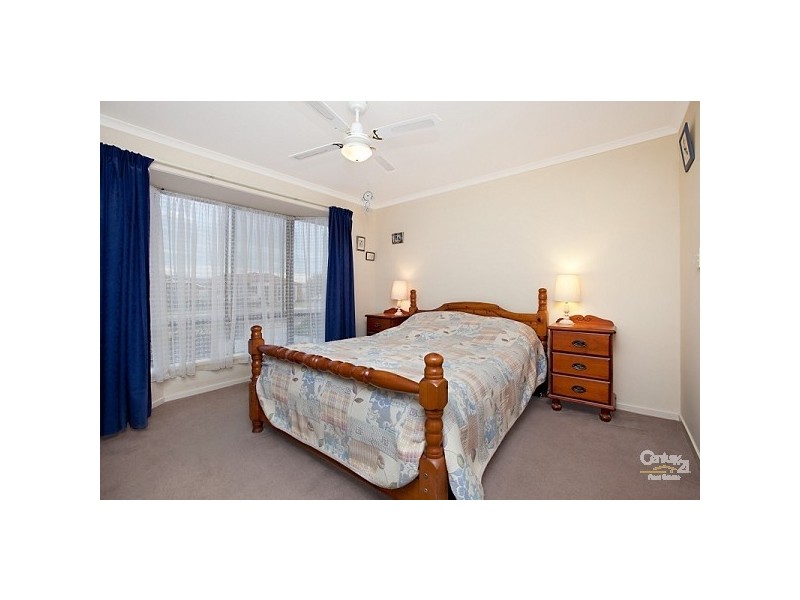 73 Pridham Boulevard, Aldinga Beach SA 5173