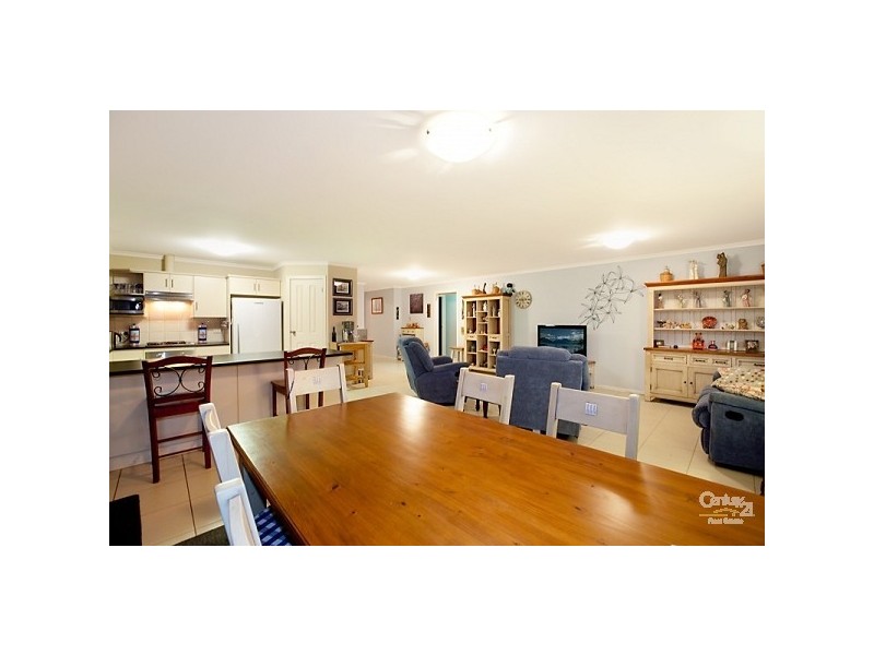 73 Pridham Boulevard, Aldinga Beach SA 5173