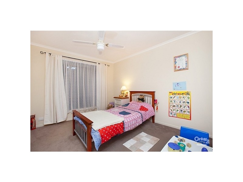 73 Pridham Boulevard, Aldinga Beach SA 5173