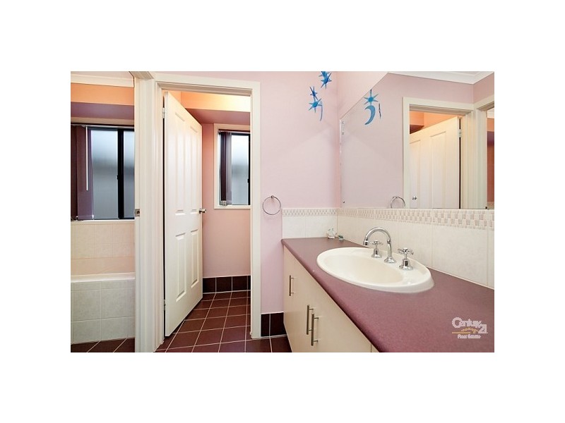 73 Pridham Boulevard, Aldinga Beach SA 5173