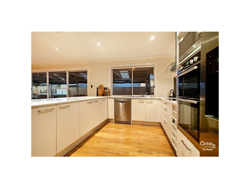 13 Halcyon Circuit, Aldinga Beach SA 5173