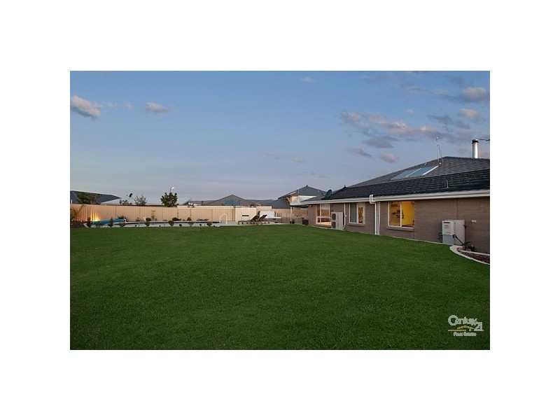 13 Halcyon Circuit, Aldinga Beach SA 5173