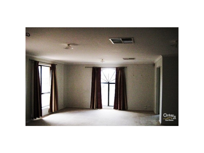 10 Cockle Avenue, Aldinga Beach SA 5173