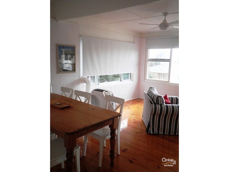 6 Robert Street, Sellicks Beach SA 5174