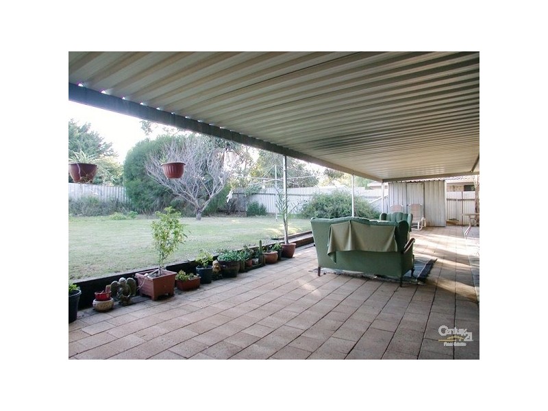 521 Commercial Road, Moana SA 5169