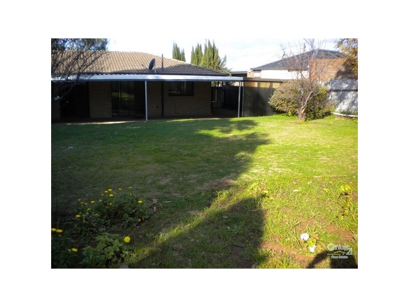 521 Commercial Road, Moana SA 5169