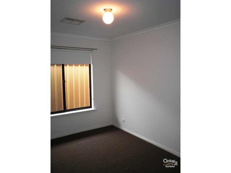 24 Deck Crescent, Seaford Meadows SA 5169