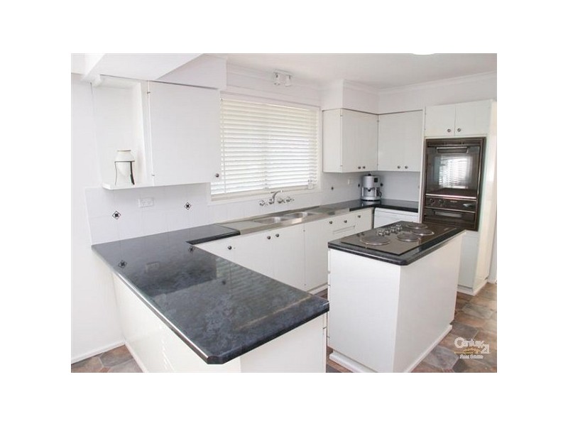 9 Polden Street, Aldinga Beach SA 5173