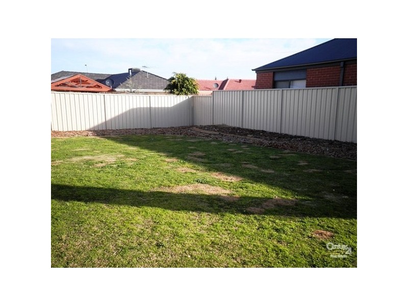 110 Quinliven Road, Aldinga Beach SA 5173