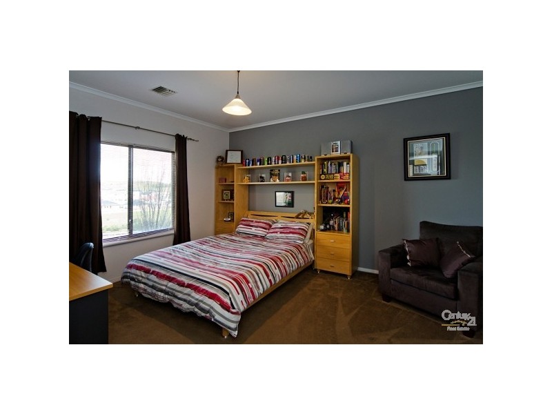 77 Grand Boulevard, Seaford Rise SA 5169