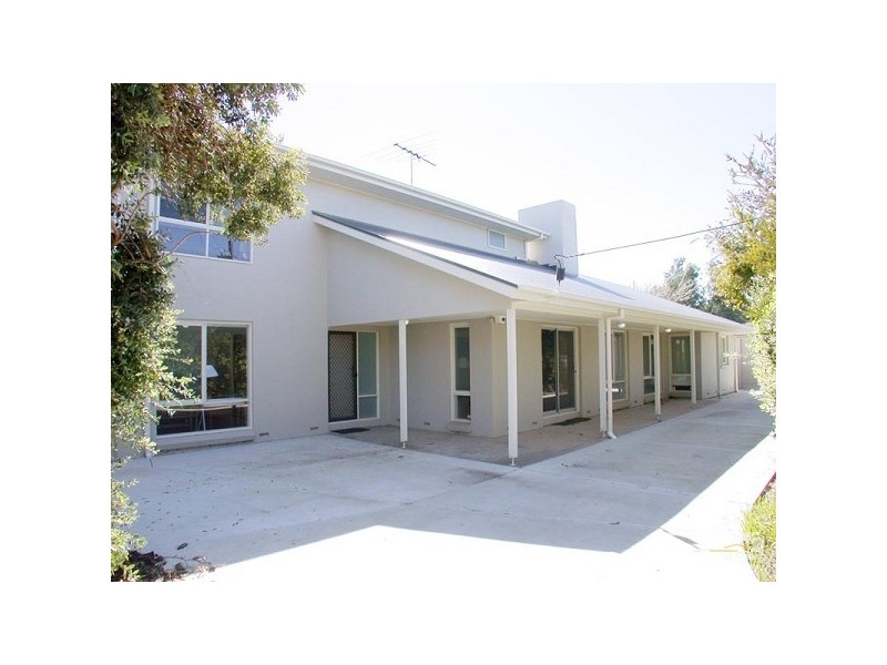 9 Anchor Terrace, Port Willunga SA 5173