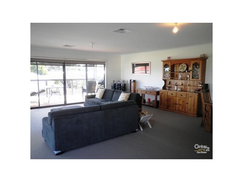 6 Seaview Street, Aldinga Beach SA 5173