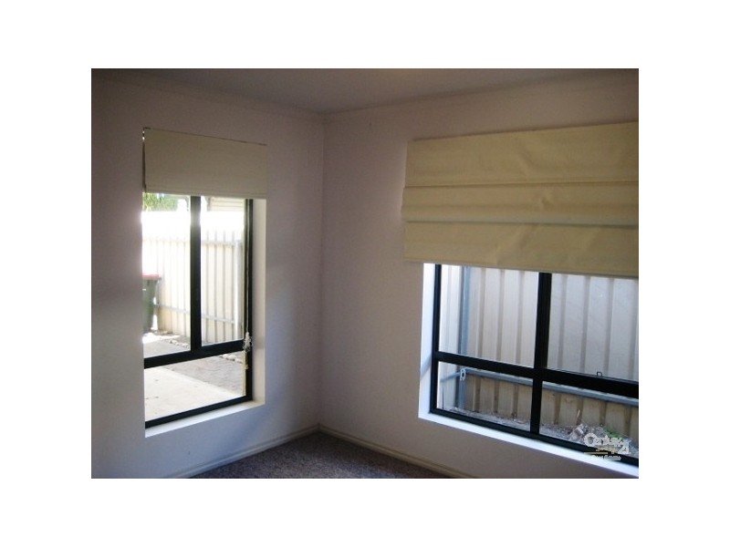 2/1-5 Englewood Close, Seaford Rise SA 5169