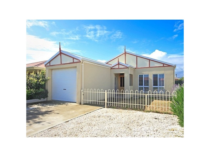 8 Kimber Street, Aldinga Beach SA 5173