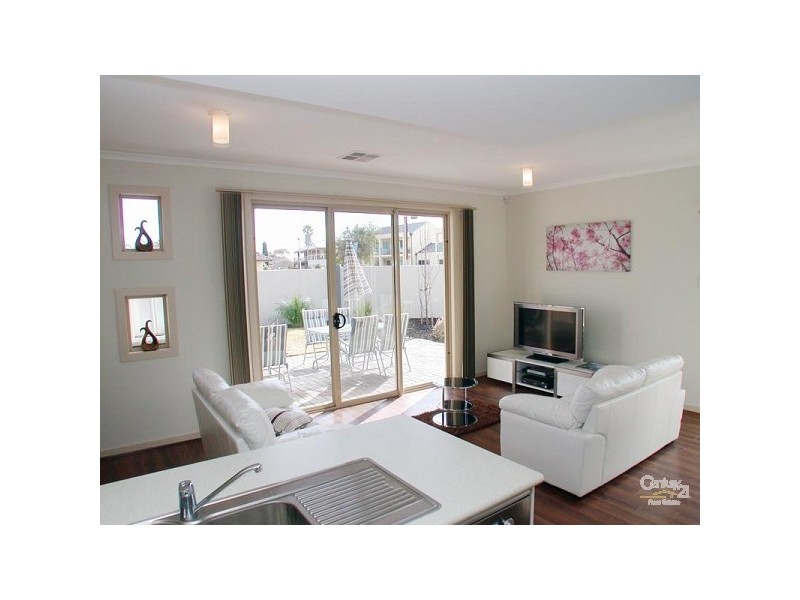 1/6 Aldinga Beach Road, Aldinga Beach SA 5173