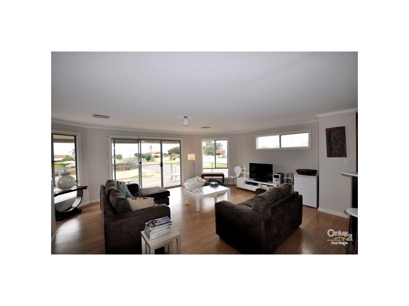 19 Aldam Avenue, Aldinga Beach SA 5173