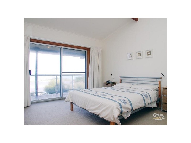 194 Esplanade, Aldinga Beach SA 5173