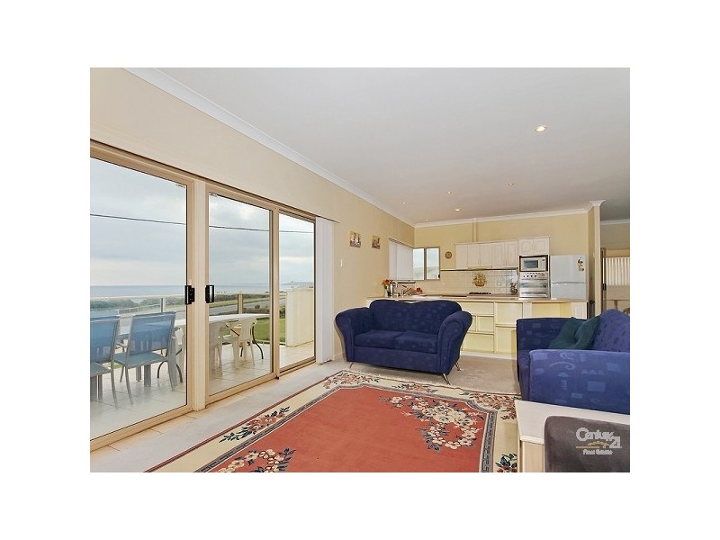 51 Esplanade, Port Willunga SA 5173