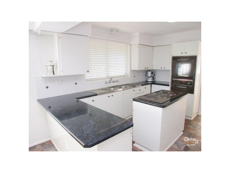 9 Polden Street, Aldinga Beach SA 5173
