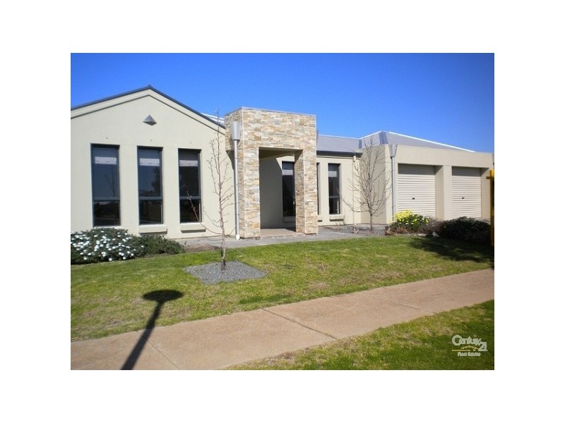 8 Nicholl Avenue, Aldinga Beach SA 5173