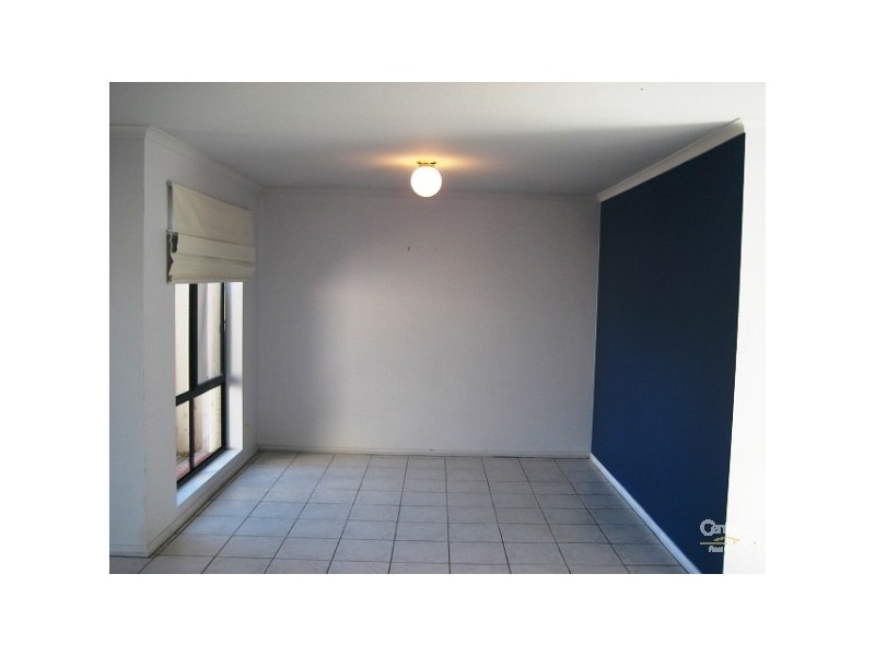 2/1-5 Englewood Close, Seaford Rise SA 5169