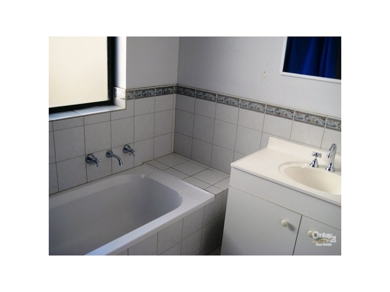 2/1-5 Englewood Close, Seaford Rise SA 5169