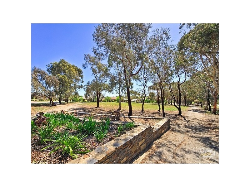 25 Martinique Drive, Seaford Rise SA 5169