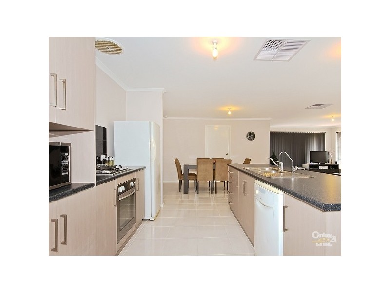 104 Emerald Boulevard, Aldinga Beach SA 5173