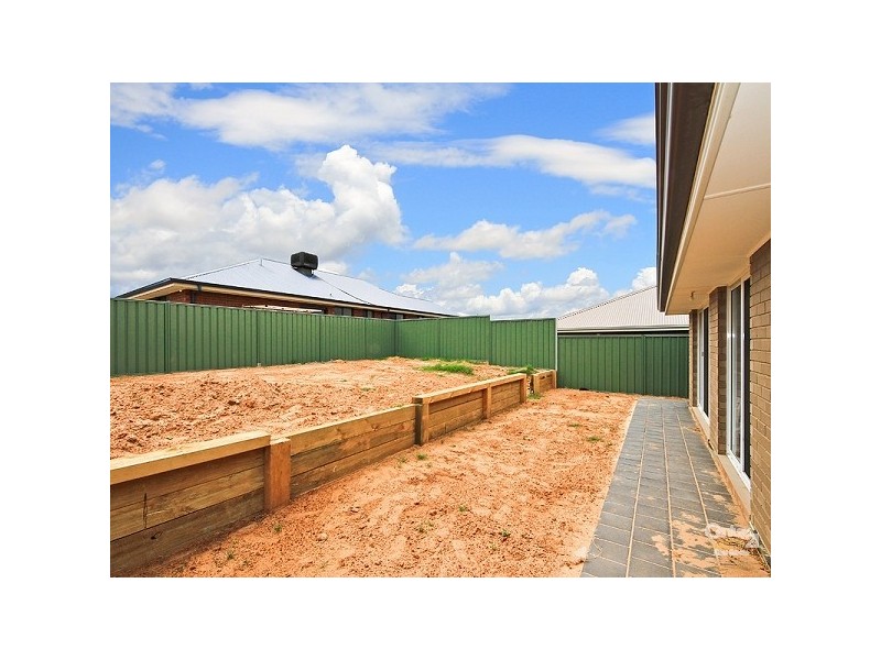104 Emerald Boulevard, Aldinga Beach SA 5173