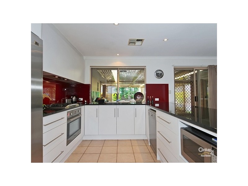 19 Waterford Cct, Seaford Rise SA 5169
