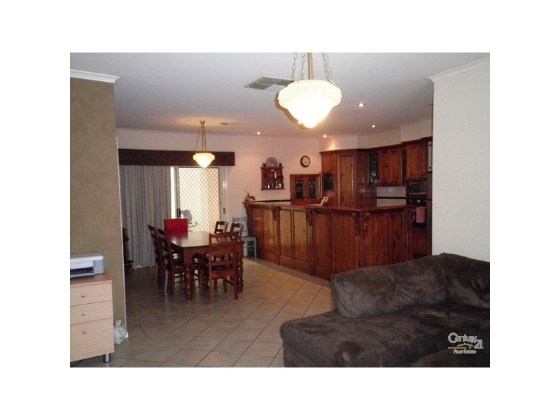 1 Chiton Avenue, Seaford Rise SA 5169