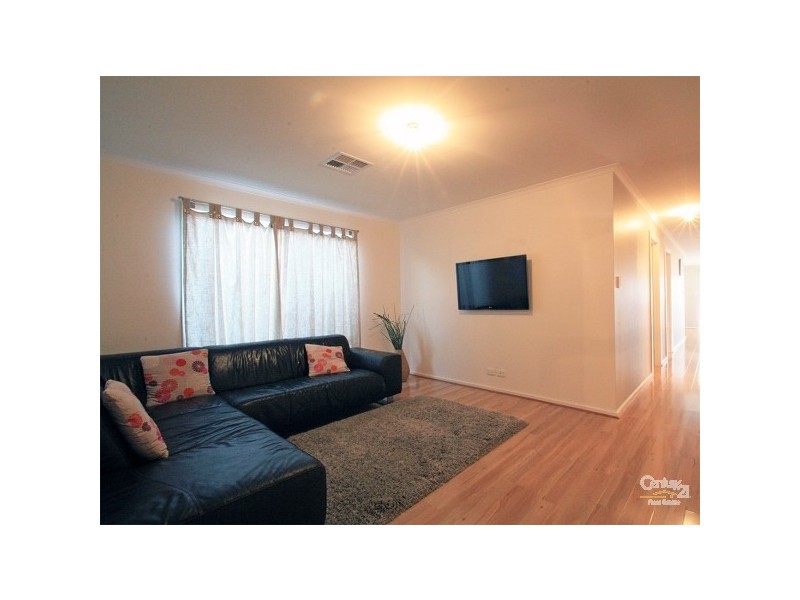 12 Kaurna Avenue, Aldinga Beach SA 5173