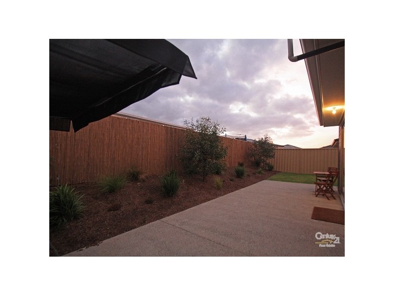 12 Kaurna Avenue, Aldinga Beach SA 5173