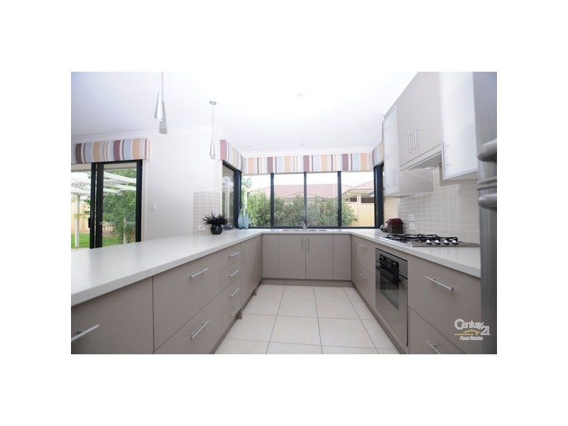 8 Nicholl Avenue, Aldinga Beach SA 5173
