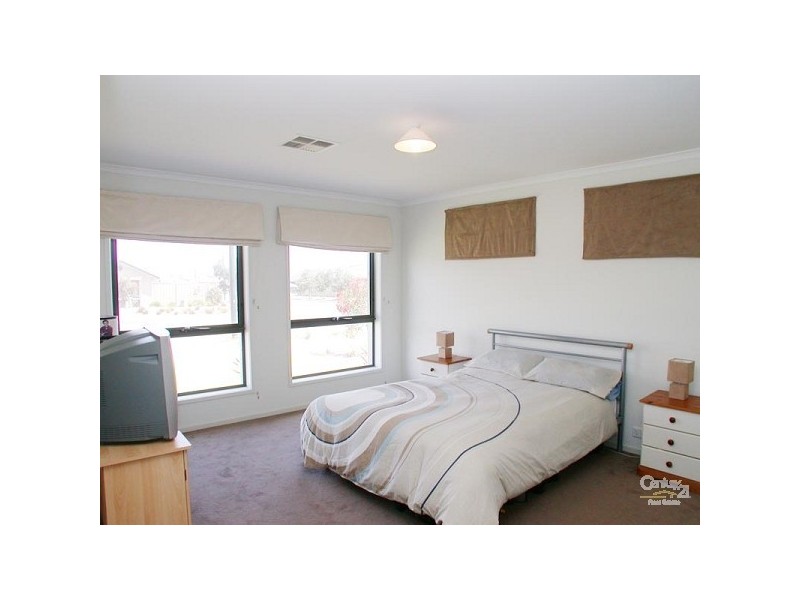 23 Pinkgum Avenue, Aldinga Beach SA 5173