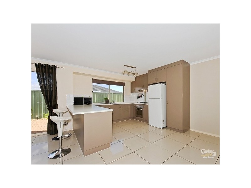 4 Azure Place, Aldinga Beach SA 5173