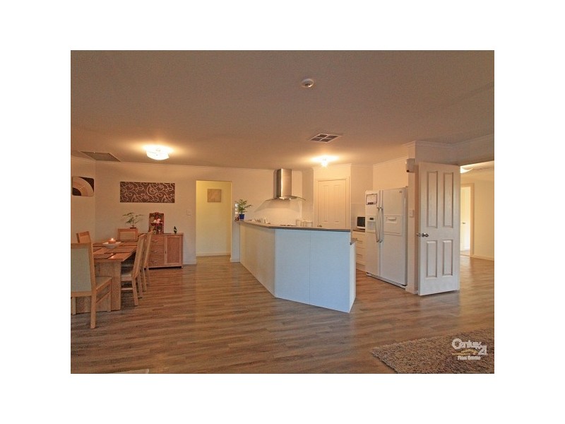 4 Pebble Court, Aldinga Beach SA 5173