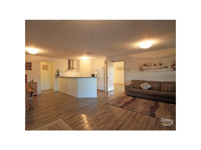 4 Pebble Court, Aldinga Beach SA 5173