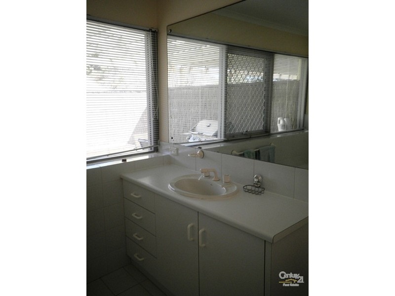 1/229 Esplanade, Aldinga Beach SA 5173